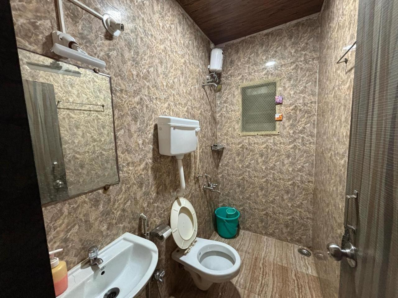 Rockdale Hotel & Resort Mira-Bhayandar Exterior foto